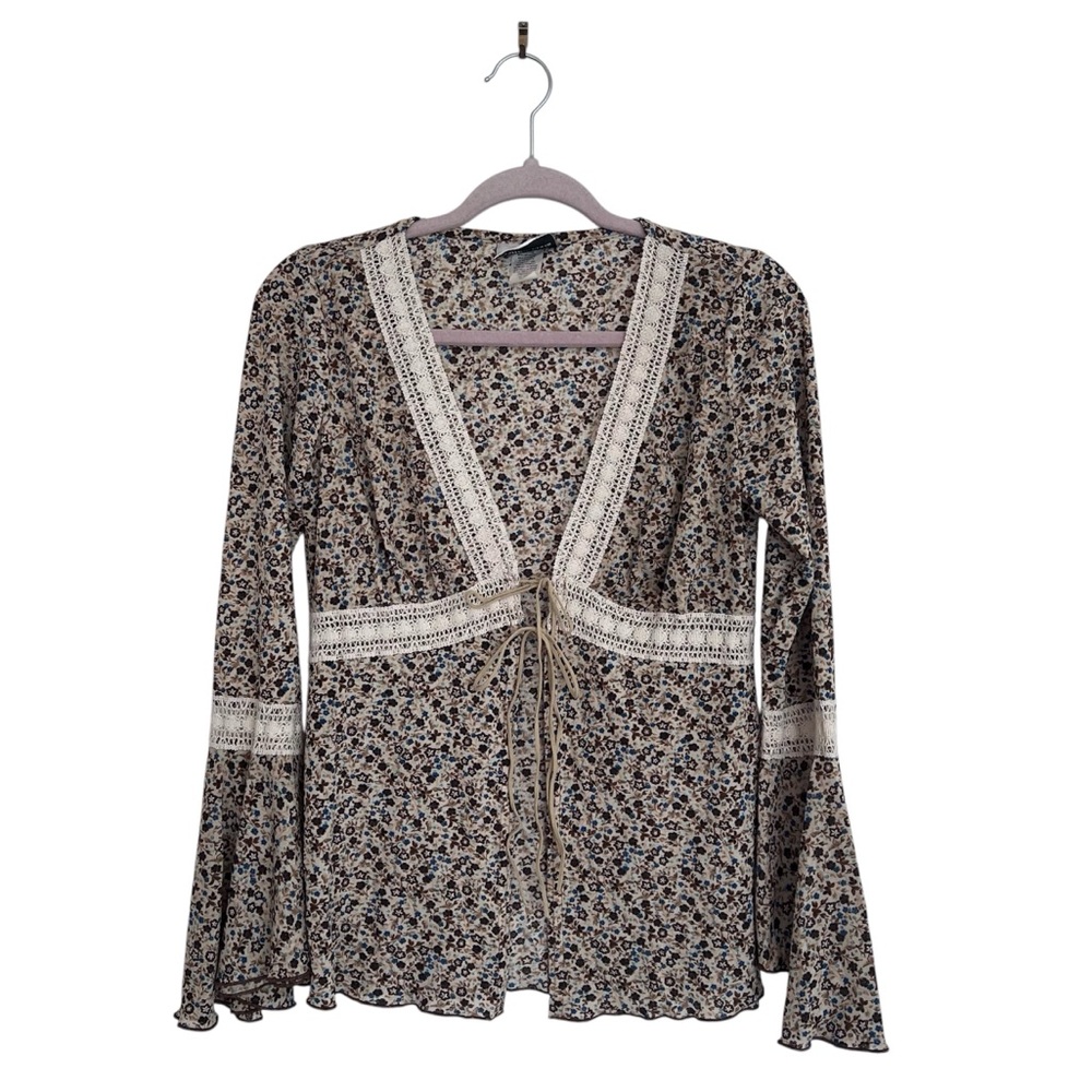 Vintage Y2K ditzy floral tie front top‎ w/ bell sleeves boho witchy